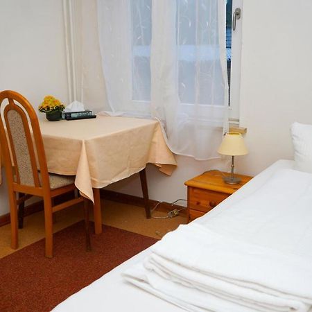 Itm Hotel Bettkaestchen Am Sachsenwald Reinbek Luaran gambar